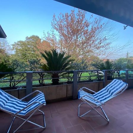 Family House With Free Parking, 450M From Beach Lazise Buitenkant foto
