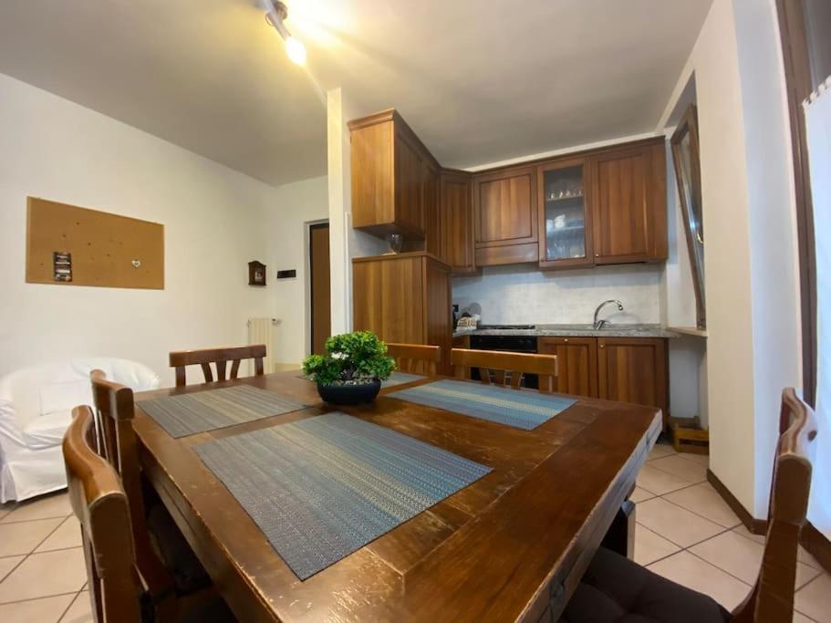 Family House With Free Parking, 450M From Beach Lazise Buitenkant foto
