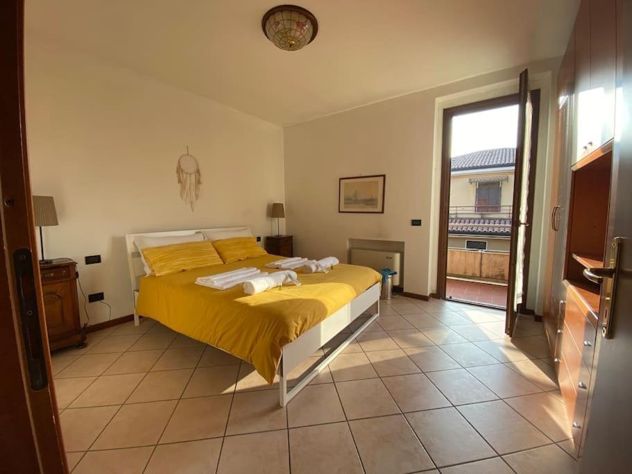 Family House With Free Parking, 450M From Beach Lazise Buitenkant foto